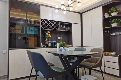 深圳市深物業金領現代簡約風格二居室裝修案例